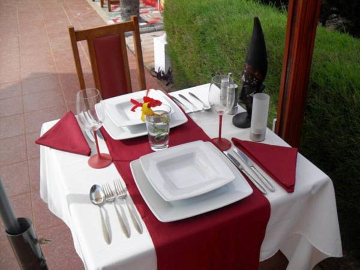 White Horse Residence Tanji Luaran gambar