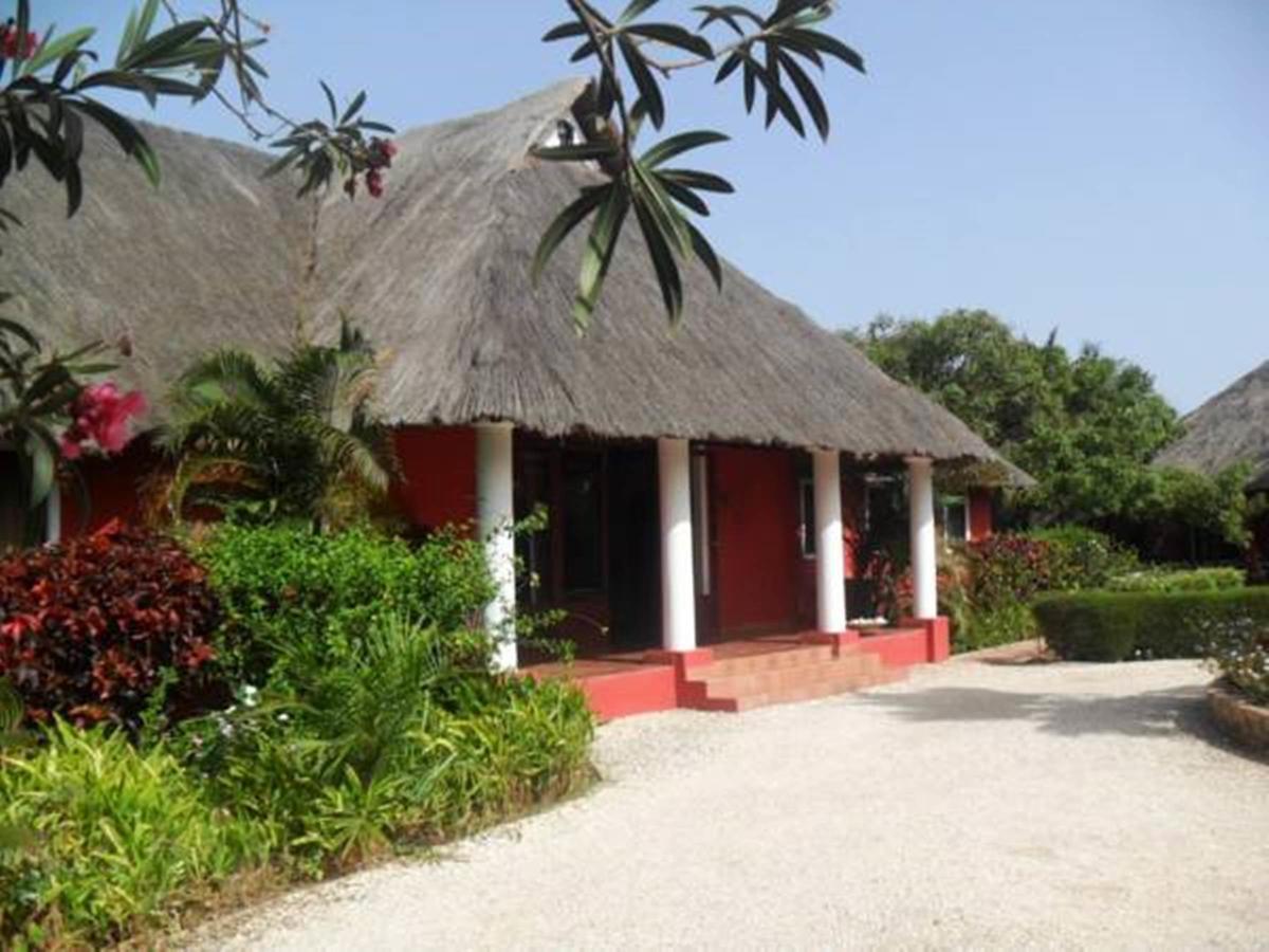 White Horse Residence Tanji Luaran gambar