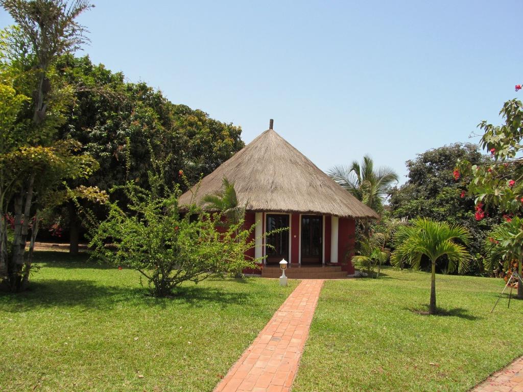 White Horse Residence Tanji Luaran gambar